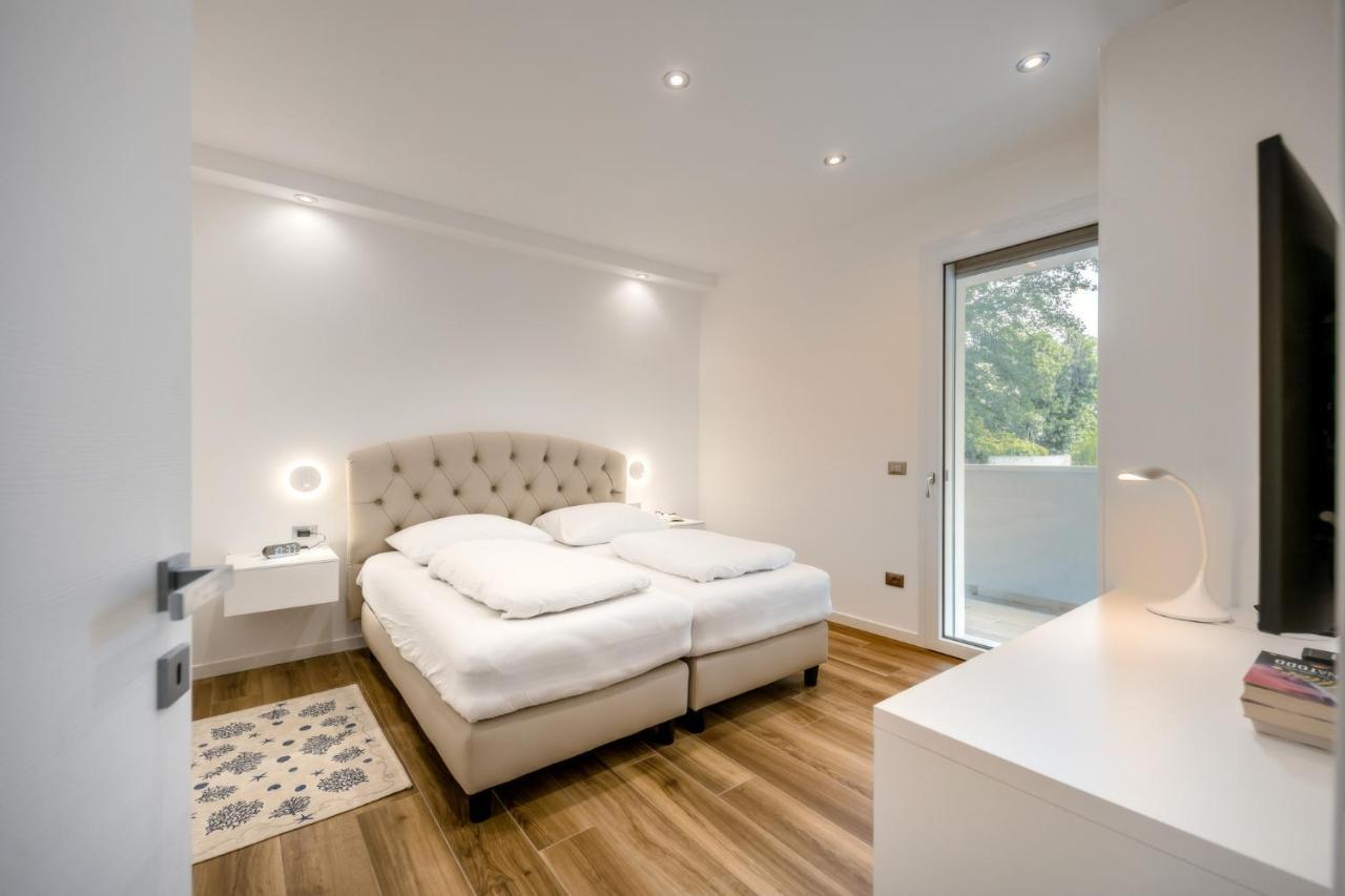 Ferrari Apartments Ponente Caorle Ngoại thất bức ảnh